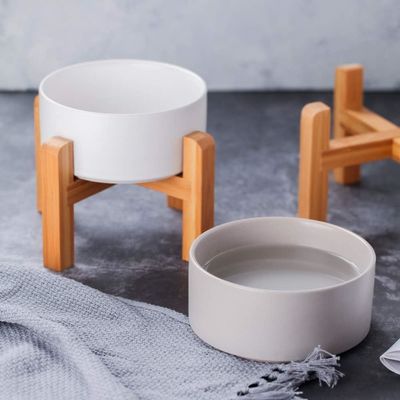 Étagère en bois réglable en bois massif Pet Cat Dog Food Bowl Nourrisseuses pour animaux de compagnie sans réglage de l'heure