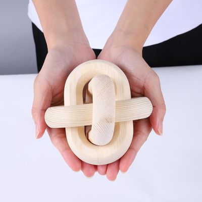 Chaîne en bois naturel personnalisée de style moderne