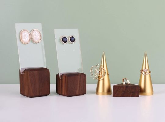 Petits porte-oreilles La solution parfaite pour organiser votre collection de bijoux