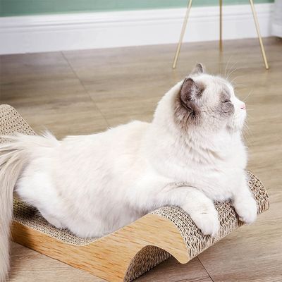 Pet personnalisé en carton ondulé grattage Pad chat grattage jouets de planche pour la sélection de l'espace de la pièce