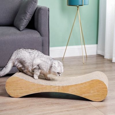 Gardez votre chat heureux et votre maison respectueuse de l'environnement avec ce bâton de grattage