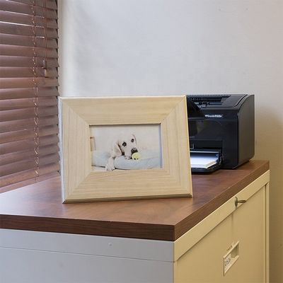 Cadre photo en bois naturel de bureau avec un design intemporel de 8,2 x 0,6 x 10,6 pouces