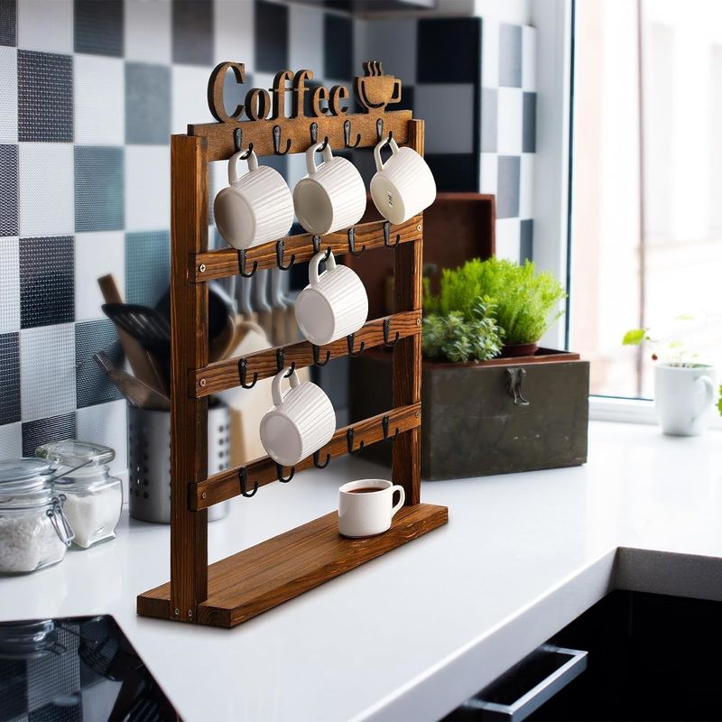 Réservoir de tasses de café en bois rustique vintage