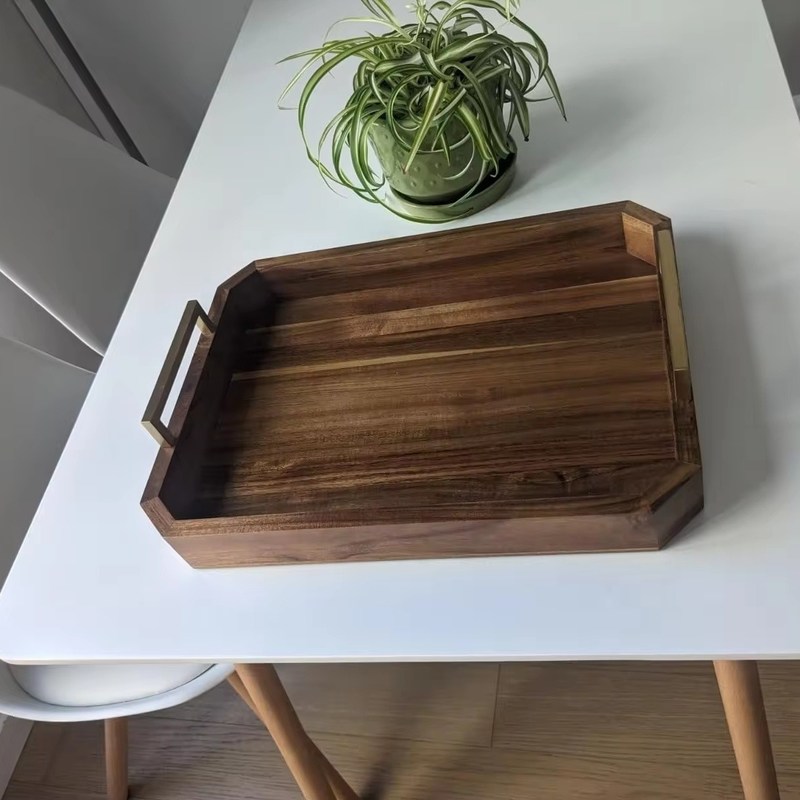 Cuisine Restaurant plateau en bois avec poignées en métal poli en or Noix