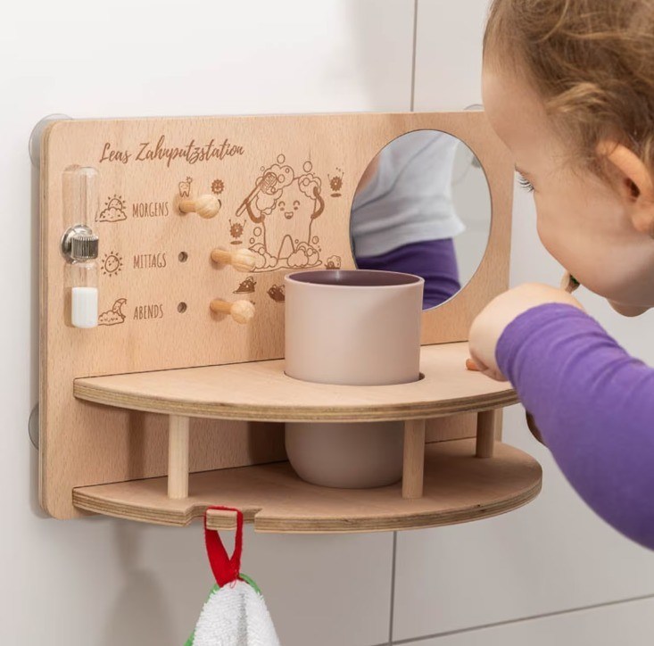 Thème d'amour Station de brossage des dents pour enfants avec miroir en bois et économie d'espace