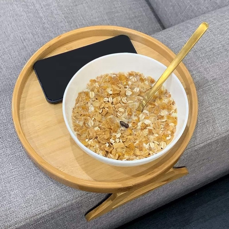 Canapé en bambou naturel personnalisé Table de côté Armrest pliable Clip-On Couch Tray pour OEM ODM