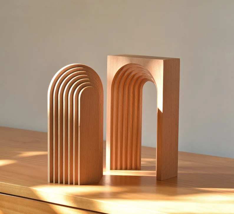 Décoration de maison en bois sur mesure Illustration graphique Décoration artistique Sculpture d'arche